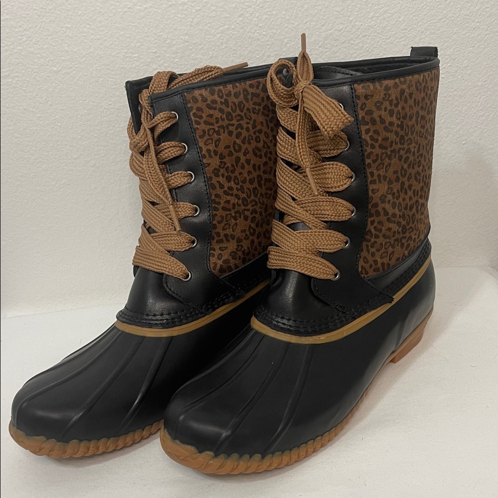 Lands End Leopard Print Lace-Up Lined Duck Boots Size 9 EUC